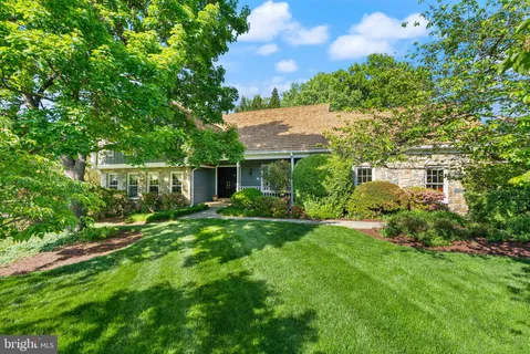 $1,699,900 | 6354 Chowning Place, McLean, VA 22101