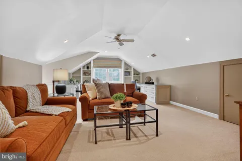 $1,699,900 | 6354 Chowning Place, McLean, VA 22101