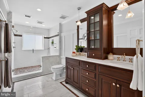 $1,699,900 | 6354 Chowning Place, McLean, VA 22101