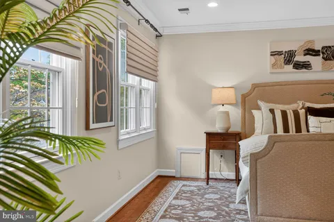 $1,699,900 | 6354 Chowning Place, McLean, VA 22101