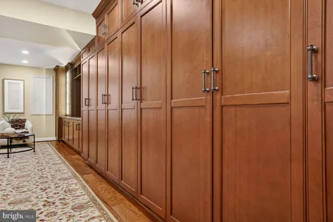 $1,699,900 | 6354 Chowning Place, McLean, VA 22101