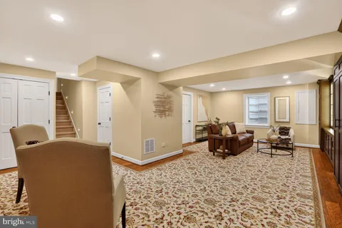 $1,699,900 | 6354 Chowning Place, McLean, VA 22101