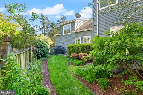 $1,699,900 | 6354 Chowning Place, McLean, VA 22101