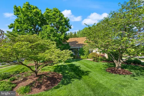 $1,699,900 | 6354 Chowning Place, McLean, VA 22101