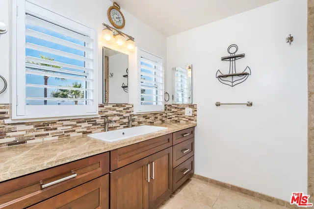 $9,500 | 1541 Selma Drive, Los Angeles, CA 90046