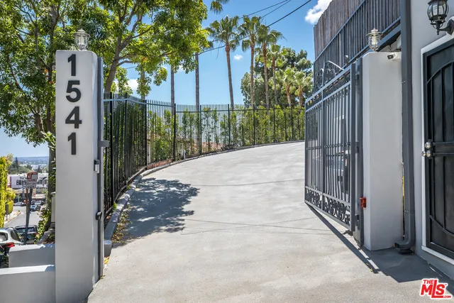 $9,500 | 1541 Selma Drive, Los Angeles, CA 90046