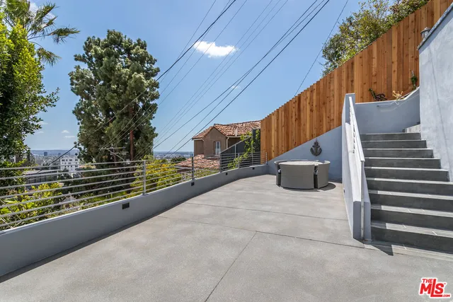 $9,500 | 1541 Selma Drive, Los Angeles, CA 90046