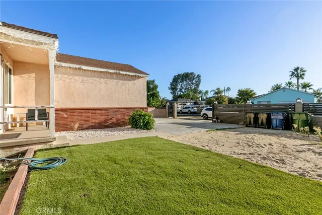 $1,075,000 | 8436 Amboy Avenue, Sun Valley, CA 91352