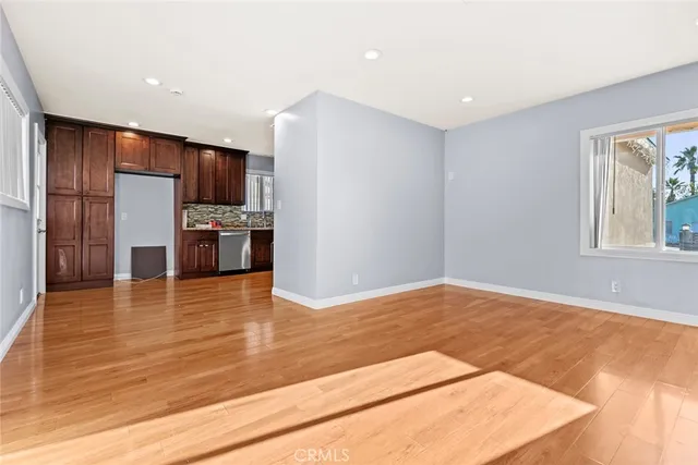 $1,075,000 | 8436 Amboy Avenue, Sun Valley, CA 91352