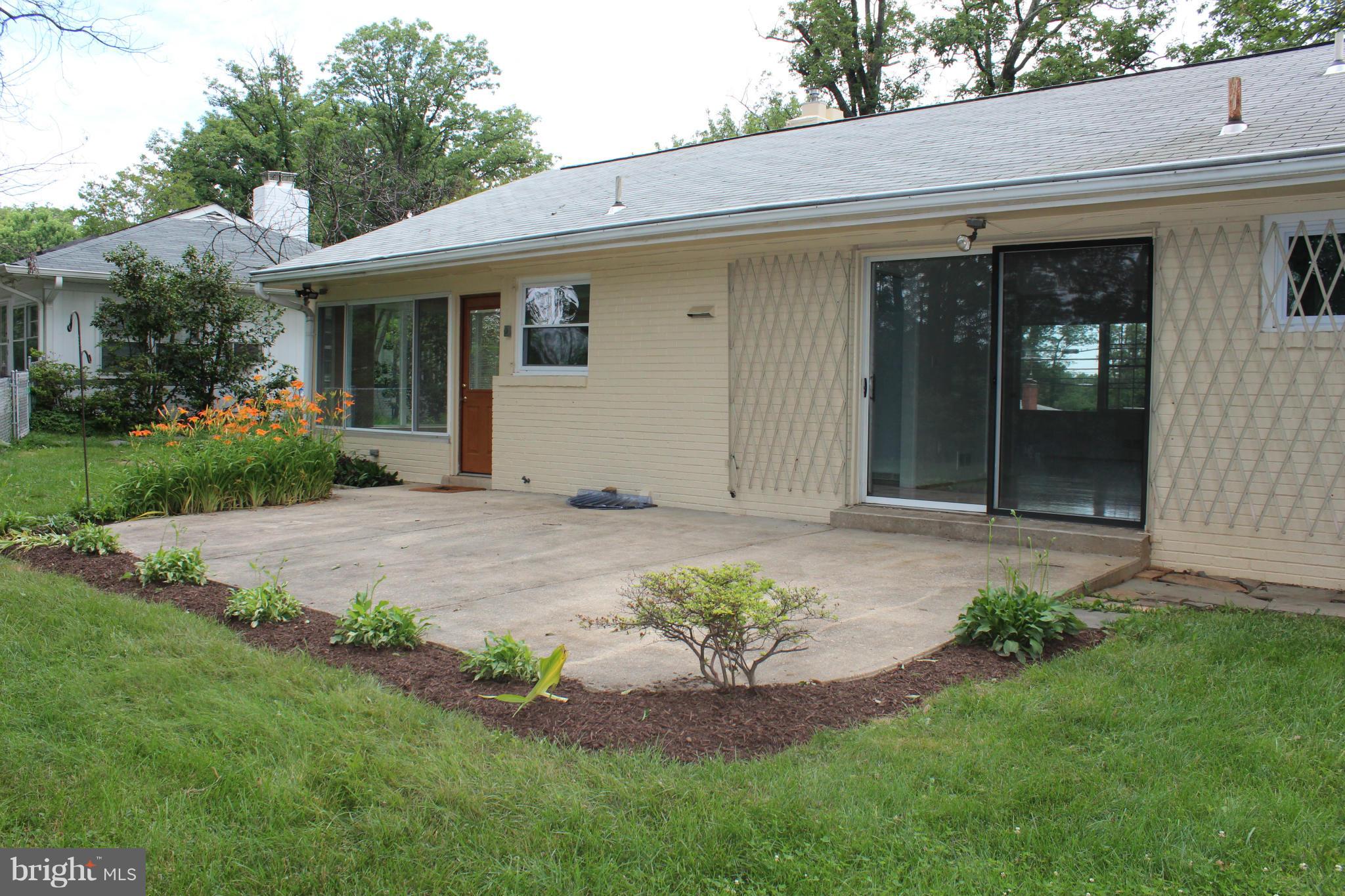 10122 Riggs Road Adelphi, MD 20783 - Photo 24 of 27 Exterior (Rear)