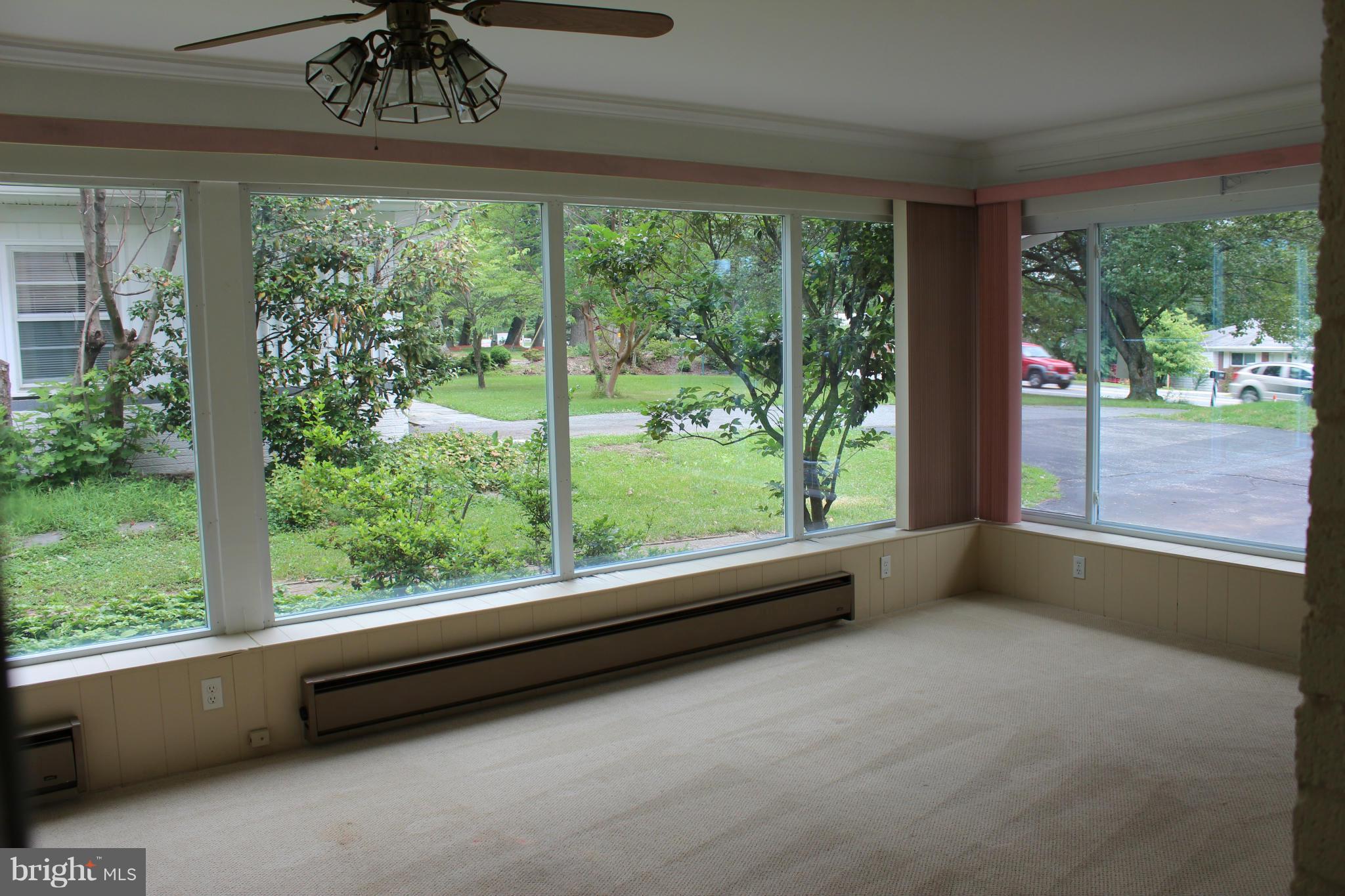 10122 Riggs Road Adelphi, MD 20783 - Photo 5 of 27 Family Room