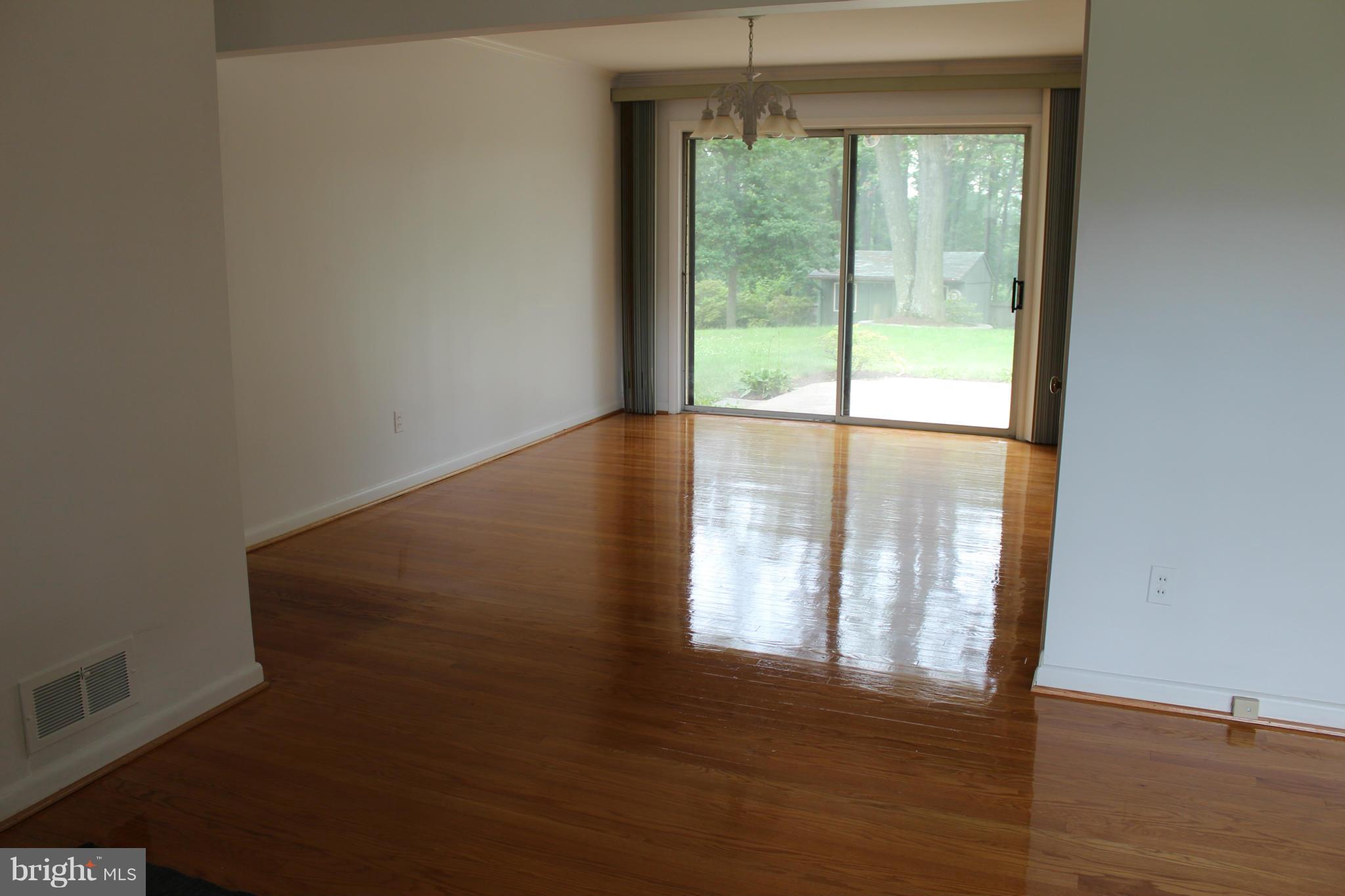 10122 Riggs Road Adelphi, MD 20783 - Photo 9 of 27 Dining Room