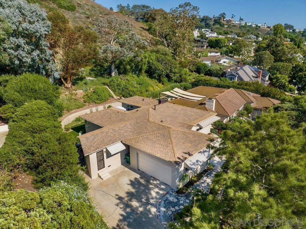 6109 Waverly Avenue La Jolla, CA 92037 - Photo 5 of 23 an aerial view of a house with a yard