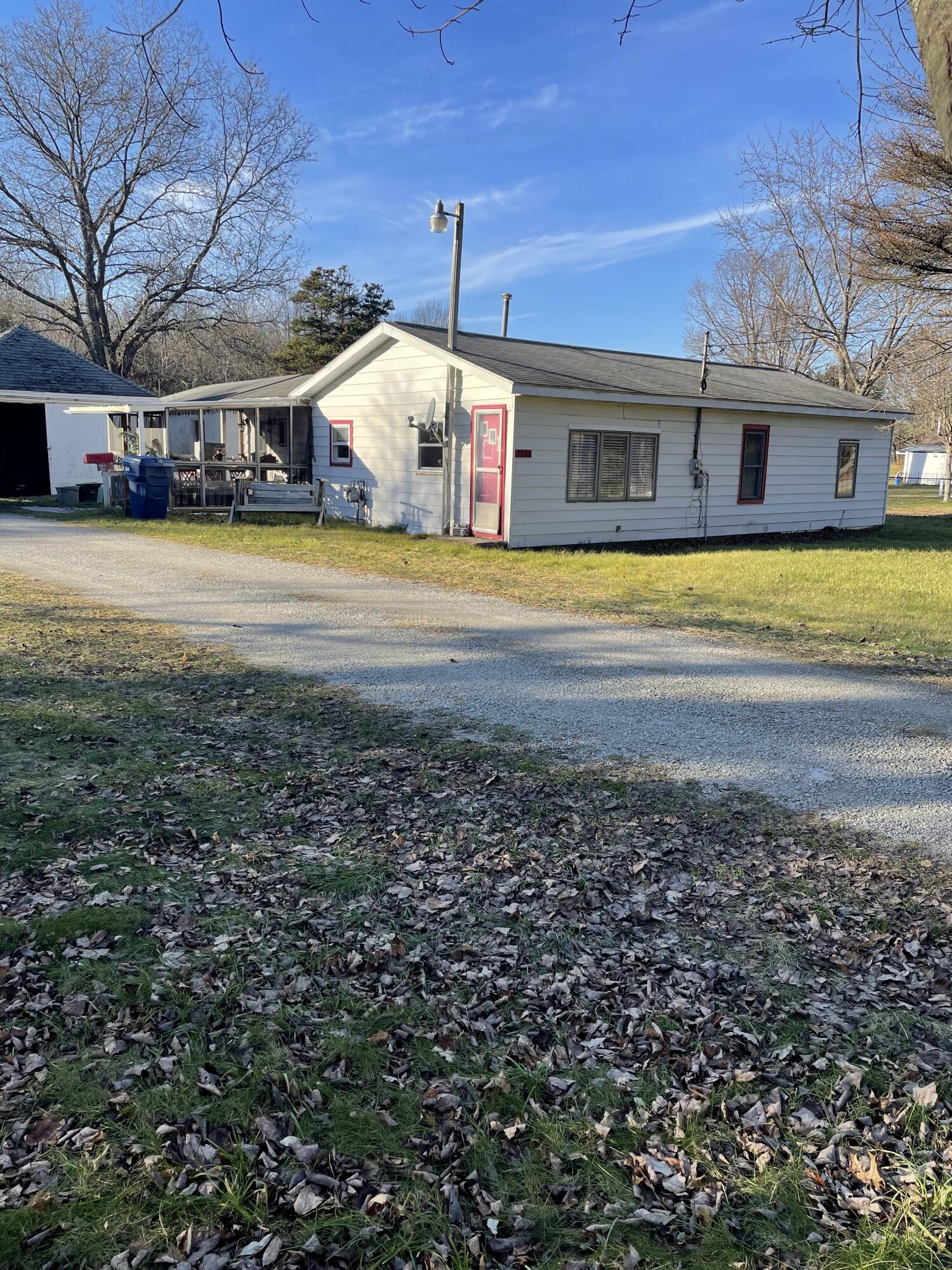 3555 Cloverville Road Fruitport, MI 49415 - Photo 1 of 36 IMG_7065