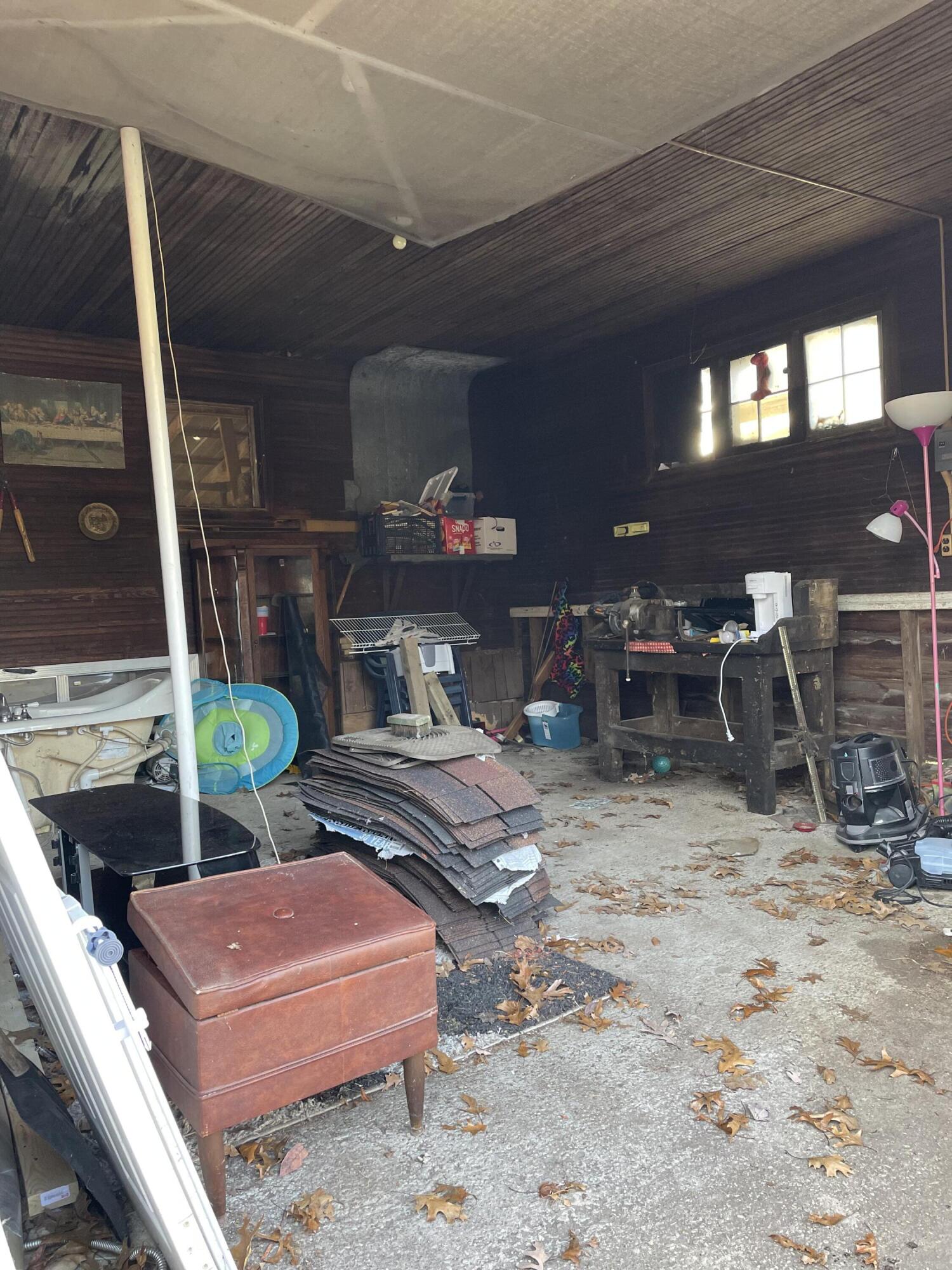 3555 Cloverville Road Fruitport, MI 49415 - Photo 11 of 36 5E12C2EB-A234-4117-BCD9-4D418F6C239C