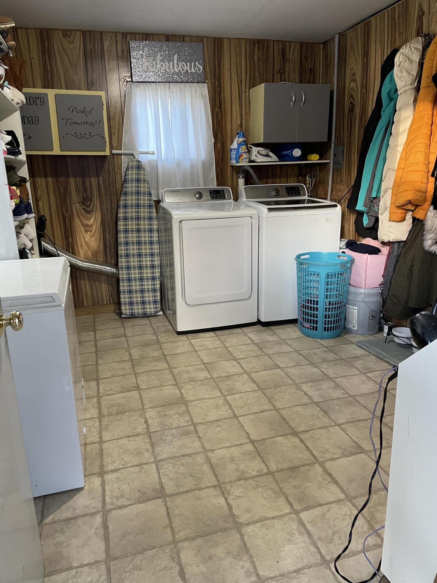 3555 Cloverville Road Fruitport, MI 49415 - Photo 14 of 36 7B079035-3141-4AEE-836F-44F4A5C4CE5F