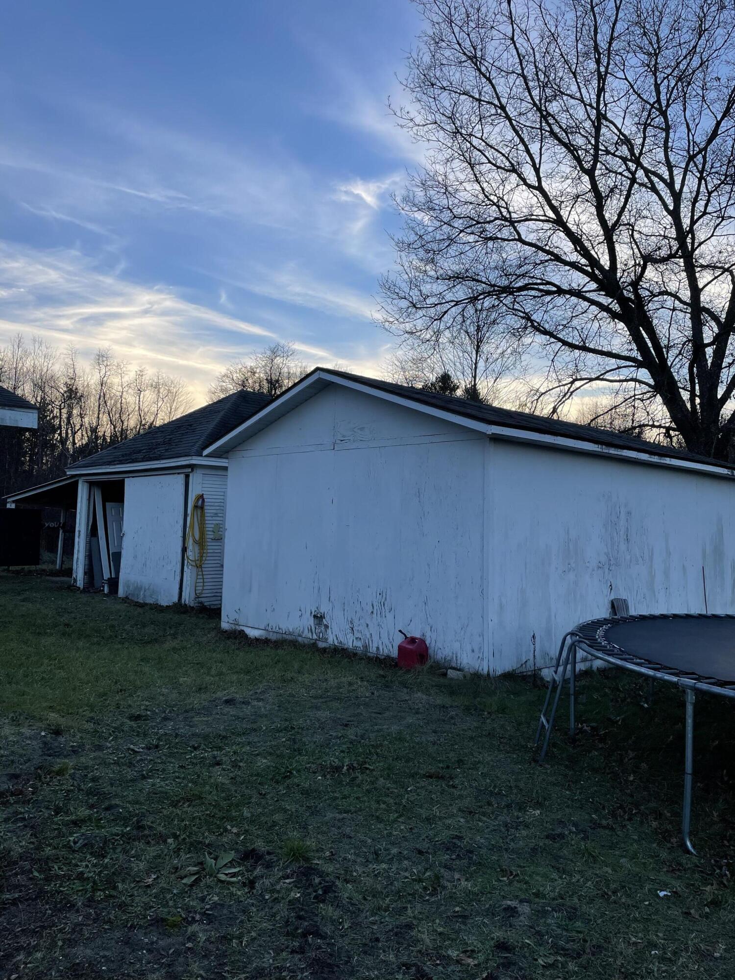 3555 Cloverville Road Fruitport, MI 49415 - Photo 3 of 36 7B926326-4AD1-44F8-A78B-FA9F3C6F9987