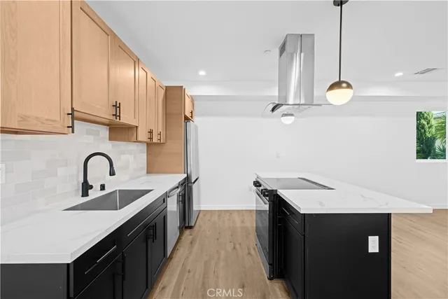 $3,395,000 | 1340 North Kingsley Drive, Los Angeles, CA 90027