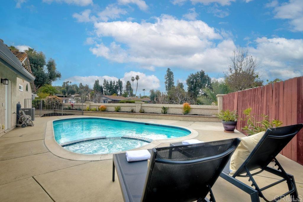 1035 Bridle Path Way Oceanside, CA 92057 - Photo 25 of 36