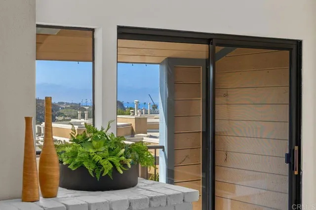 $875,000 | 801 Kalpati Circle, Unit B, Carlsbad, CA 92008