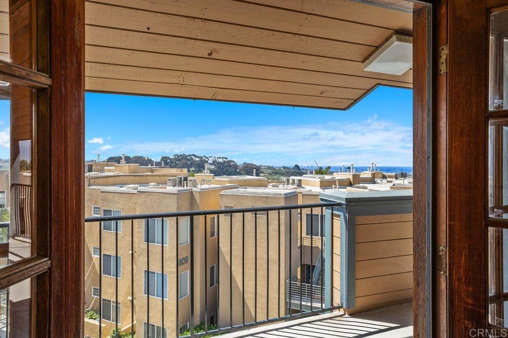 801 Kalpati Circle, Unit B Carlsbad, CA 92008 - Photo 16 of 35