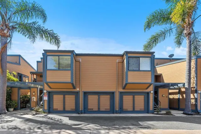 $875,000 | 801 Kalpati Circle, Unit B, Carlsbad, CA 92008