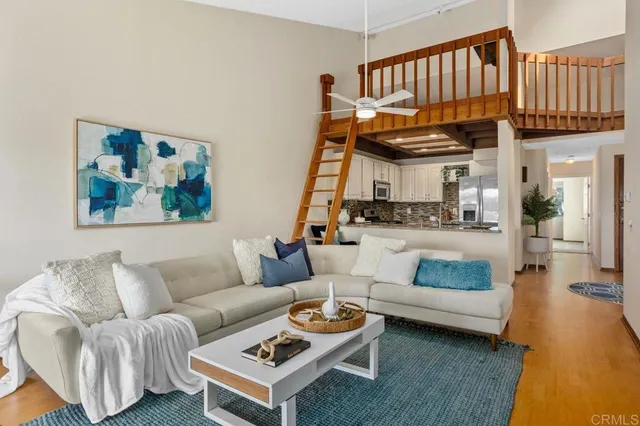 $875,000 | 801 Kalpati Circle, Unit B, Carlsbad, CA 92008