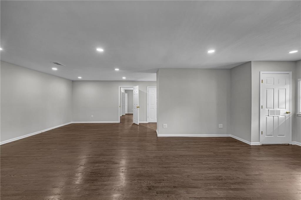 660 Queen Street Southwest, Unit B Atlanta, GA 30310 - Photo 33 of 51 a view of empty room with wooden floor