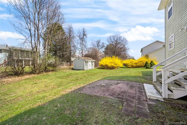 $399,900 | 42 Autumn Drive, Poughkeepsie, NY 12603