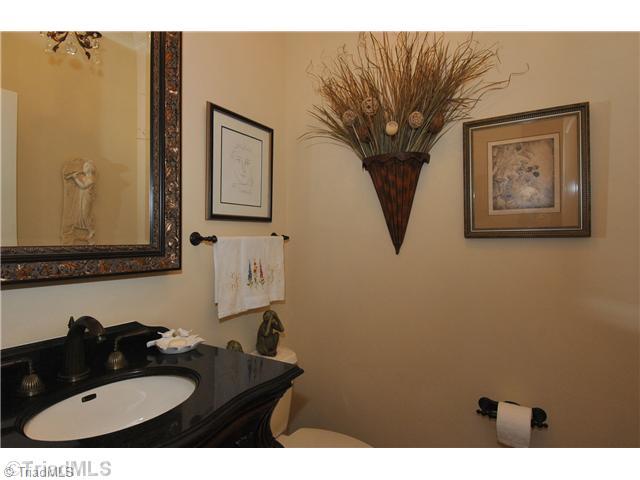 122 Sycamore Ridge Drive Bermuda Run, NC 27006 - Photo 4 of 16 Bath. Powder Room