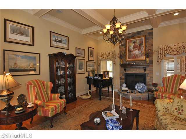 122 Sycamore Ridge Drive Bermuda Run, NC 27006 - Photo 5 of 16 Den/Family/Great Room.