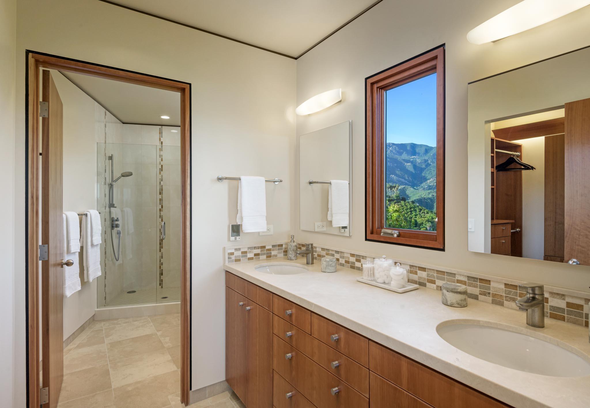 50 Rincon Vista Road Santa Barbara, CA 93103 - Photo 16 of 47 Primary Bathroom