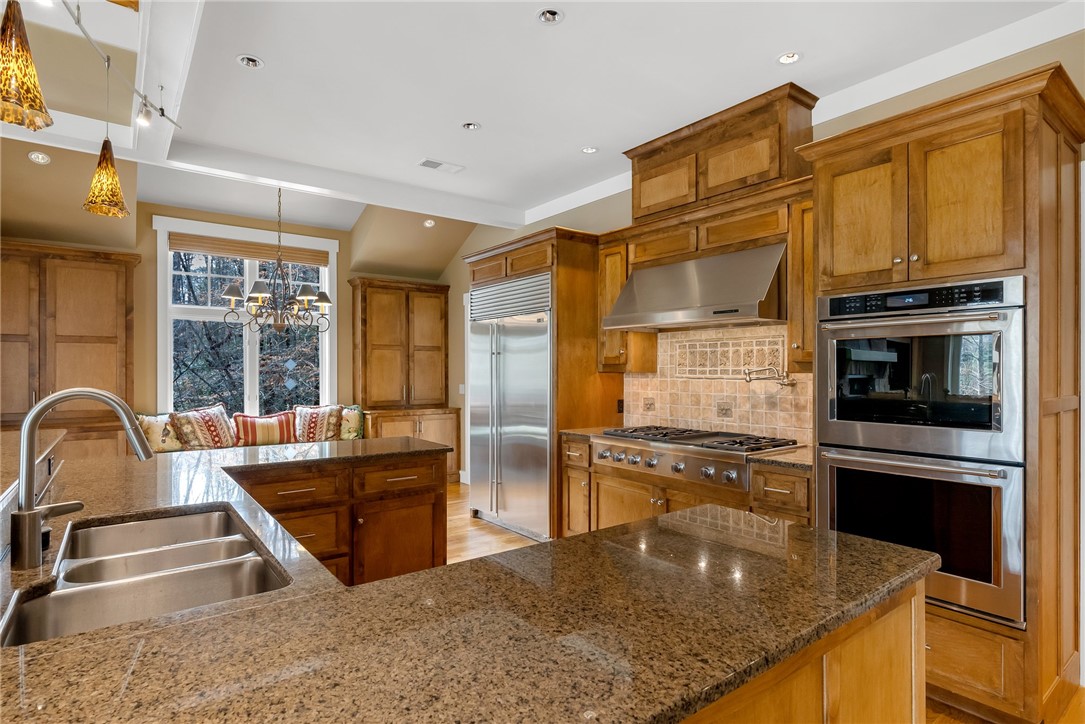 1903 Cleo Chapman Highway Sunset, SC 29685 - Photo 11 of 39