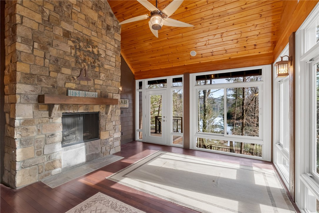 1903 Cleo Chapman Highway Sunset, SC 29685 - Photo 15 of 39