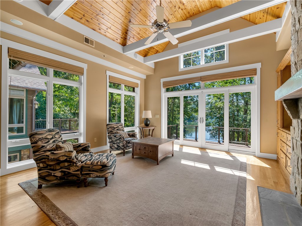 1903 Cleo Chapman Highway Sunset, SC 29685 - Photo 4 of 39