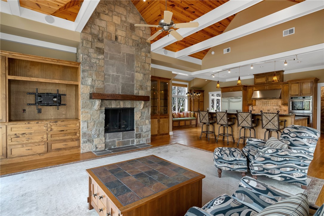 1903 Cleo Chapman Highway Sunset, SC 29685 - Photo 5 of 39