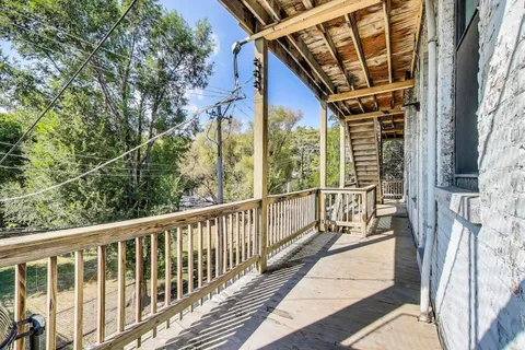 a picture of a wall with a white wall