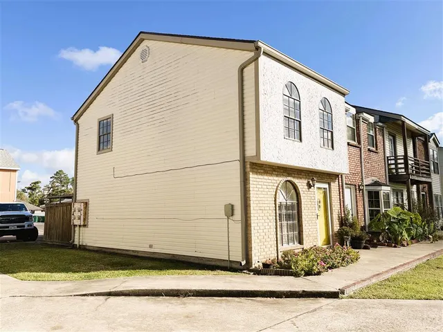$95,500 | 475 North Perkins Ferry Road North, Unit 64, Lake Charles, LA 70611