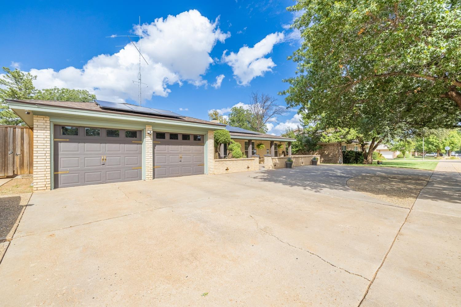 5704 76th Street Lubbock, TX 79424 - Photo 2 of 49 Photo 2