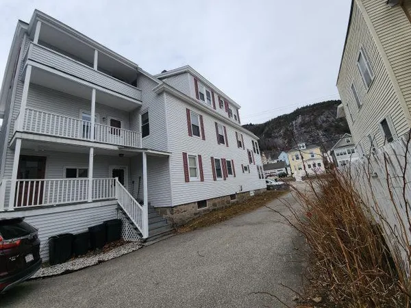 $214,500 | 768 3rd Avenue, Berlin, NH 03570