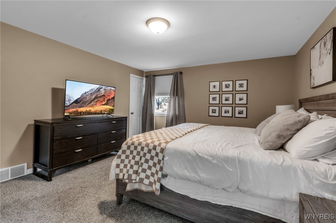 8201 Greiner Road Clarence, NY 14221 - Photo 19 of 32