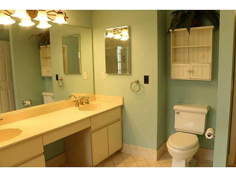 22380 Ensenada Way Boca Raton, FL 33433 - Photo 20 of 26 Bathroom Master