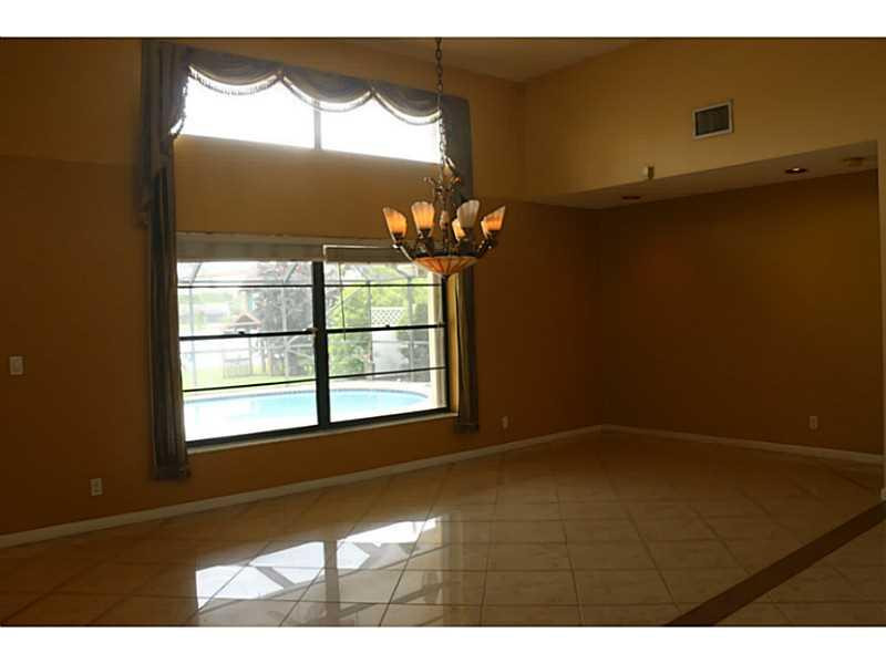22380 Ensenada Way Boca Raton, FL 33433 - Photo 6 of 26 Dining Room