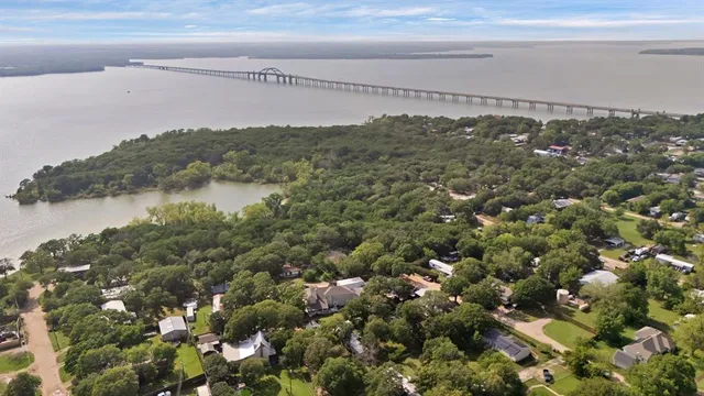 $149,900 | 451 Shadyoaks Lane, Little Elm, TX 75068