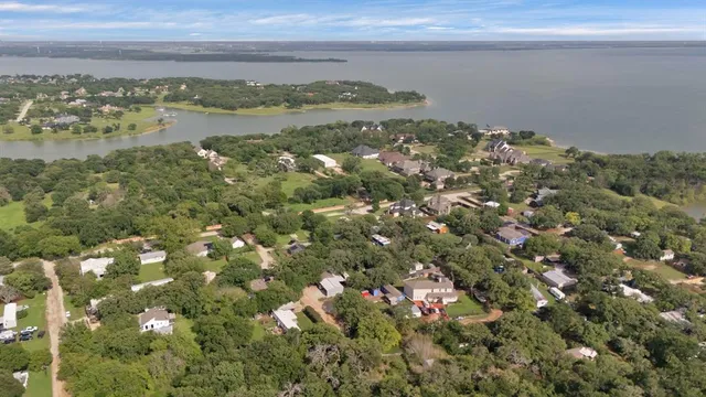 $149,900 | 451 Shadyoaks Lane, Little Elm, TX 75068