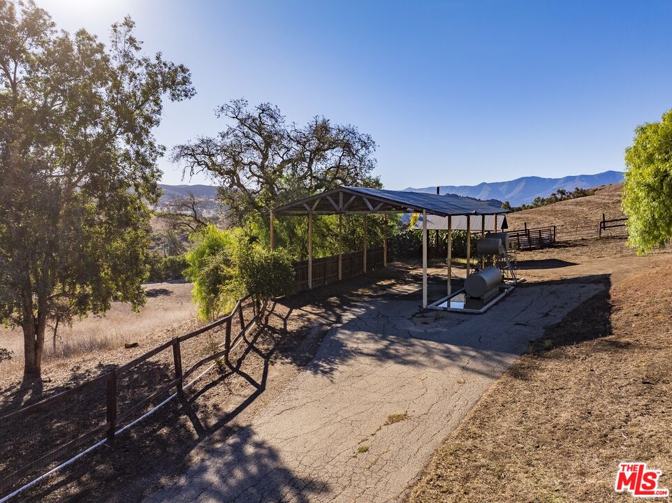 1959 Rambling Oaks Road Santa Ynez, CA 93460 - Photo 41 of 42 Gallery Image 41
