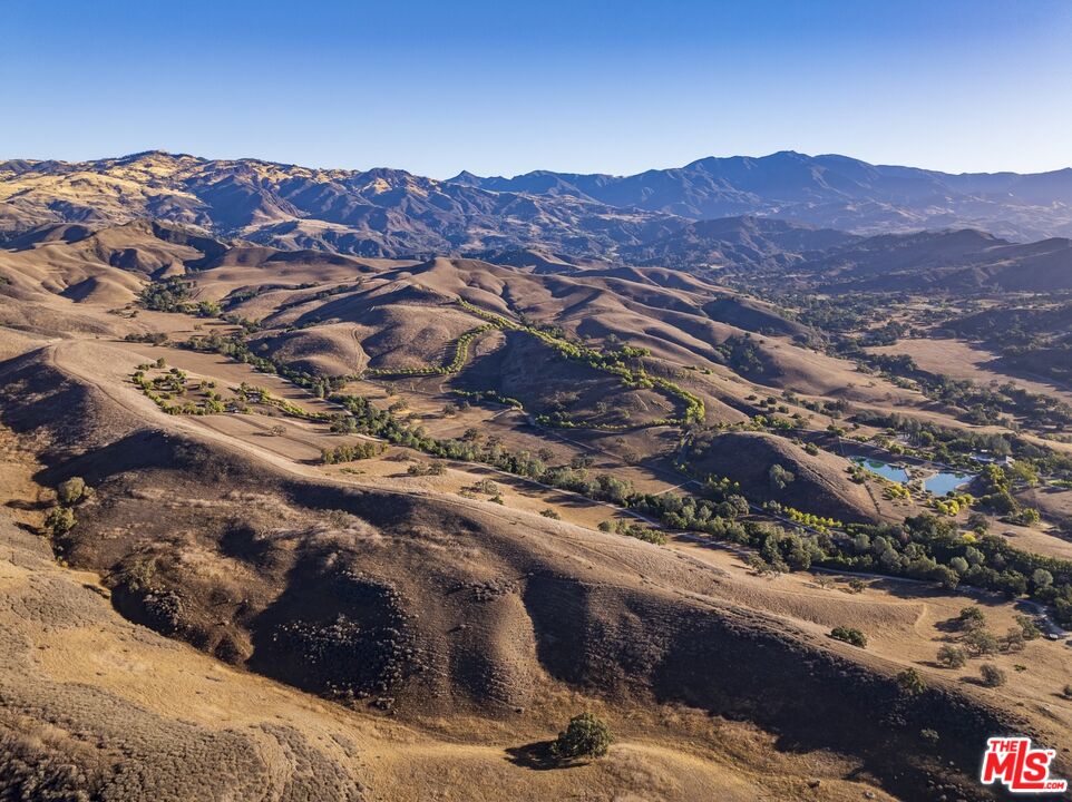 1959 Rambling Oaks Road Santa Ynez, CA 93460 - Photo 8 of 42 Gallery Image 8
