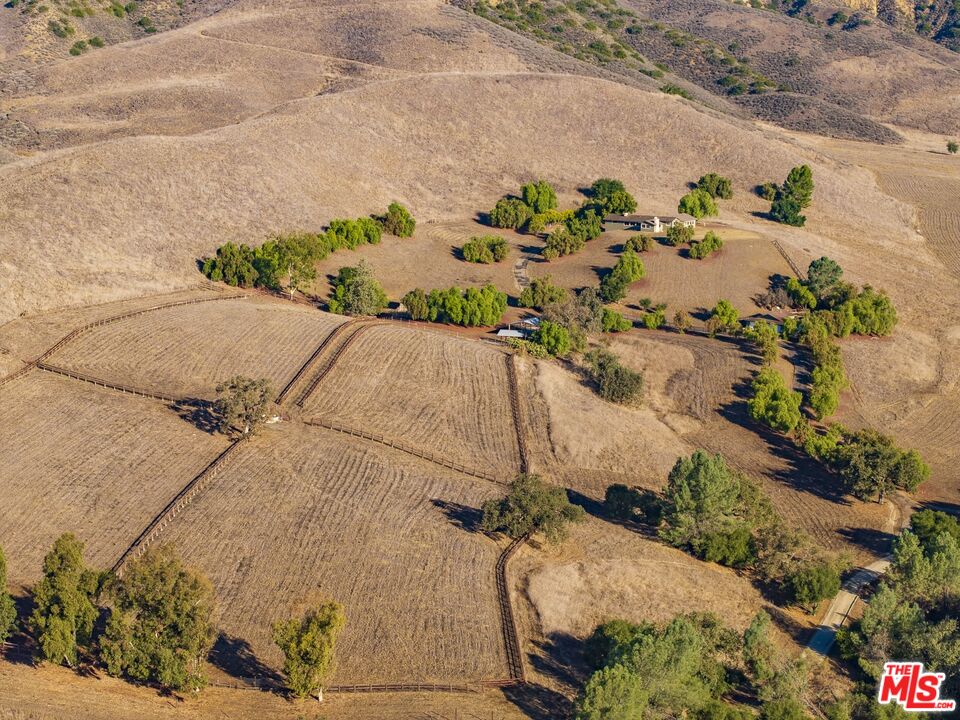 1959 Rambling Oaks Road Santa Ynez, CA 93460 - Photo 10 of 42 Gallery Image 10