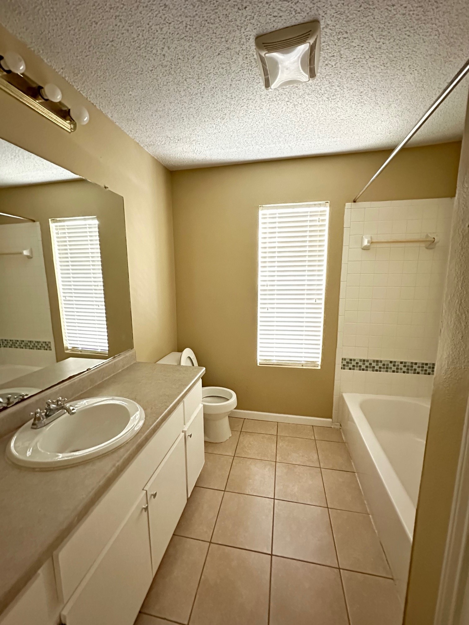 4300 Duval Road, Unit B Austin, TX 78759 - Photo 8 of 13 Gallery Image 8