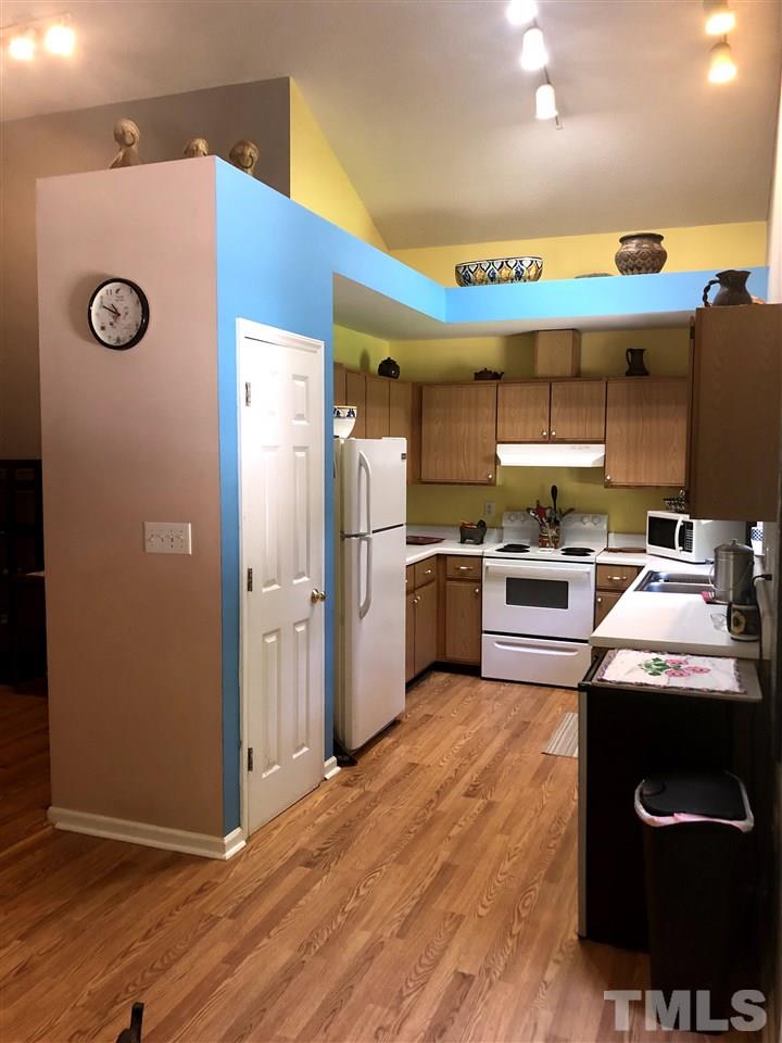 8017 Rogers Road Chapel Hill, NC 27516 - Photo 14 of 30